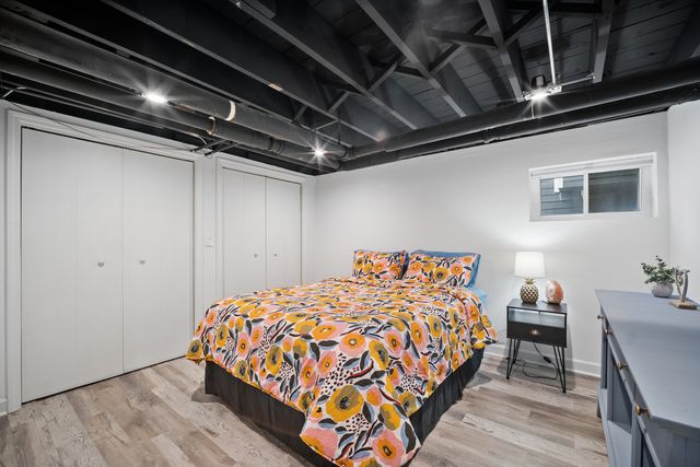 283 N Michigan Avenue, Elmhurst, IL 60126