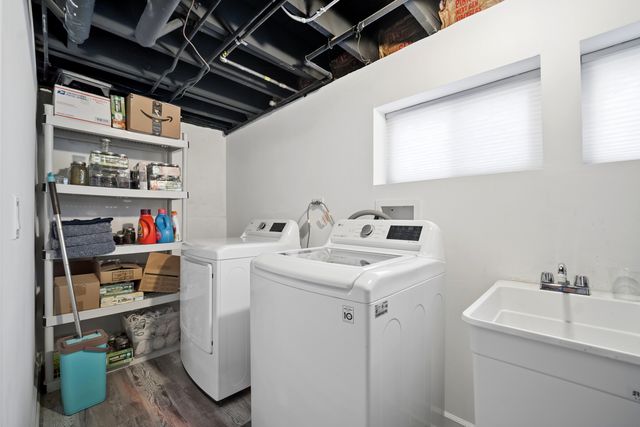 283 N Michigan Avenue, Elmhurst, IL 60126