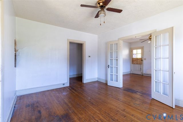 21210 Chesterfield Ave, South Chesterfield, VA 23803