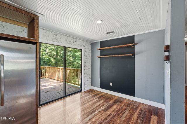 186 Brookwood Circle, Bristol, VA 24201
