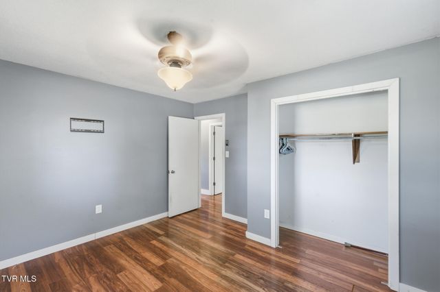 186 Brookwood Circle, Bristol, VA 24201