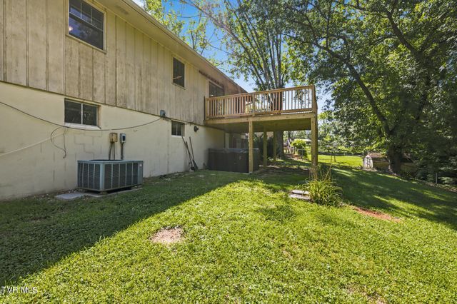 186 Brookwood Circle, Bristol, VA 24201