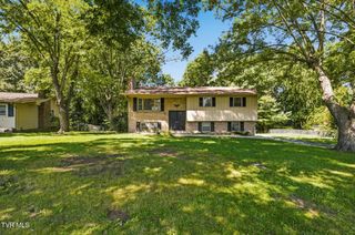 186 Brookwood Circle, Bristol, VA 24201