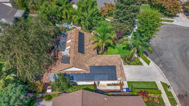6495 N Vagedes Avenue, Fresno, CA 93711