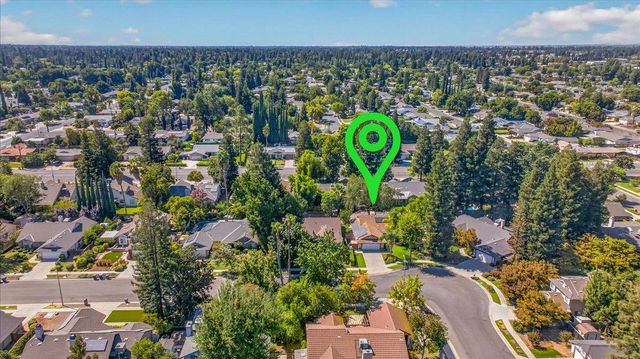 6495 N Vagedes Avenue, Fresno, CA 93711