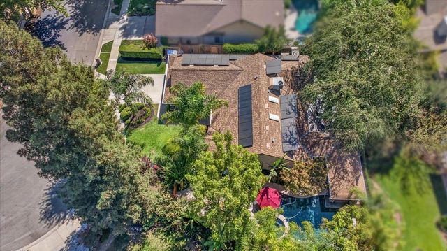 6495 N Vagedes Avenue, Fresno, CA 93711