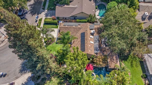 6495 N Vagedes Avenue, Fresno, CA 93711