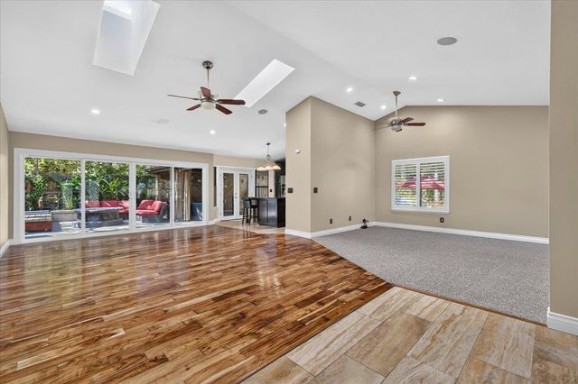 6495 N Vagedes Avenue, Fresno, CA 93711
