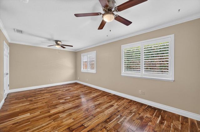 6495 N Vagedes Avenue, Fresno, CA 93711