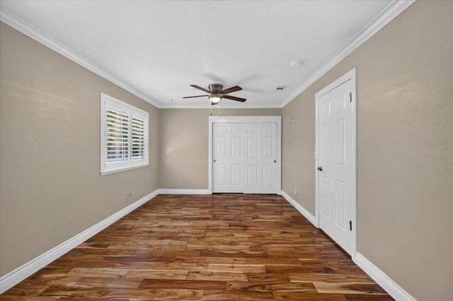 6495 N Vagedes Avenue, Fresno, CA 93711