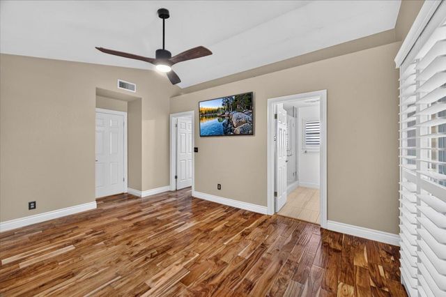 6495 N Vagedes Avenue, Fresno, CA 93711