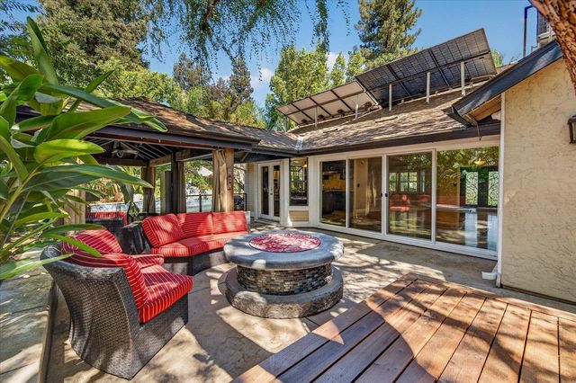 6495 N Vagedes Avenue, Fresno, CA 93711