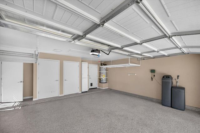 6495 N Vagedes Avenue, Fresno, CA 93711
