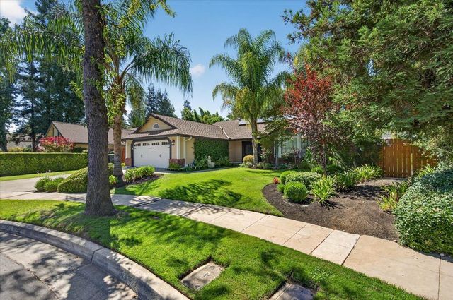 6495 N Vagedes Avenue, Fresno, CA 93711