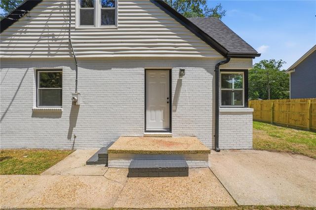 1555 Crane AVE, Norfolk, VA 23518