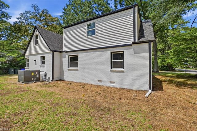 1555 Crane AVE, Norfolk, VA 23518