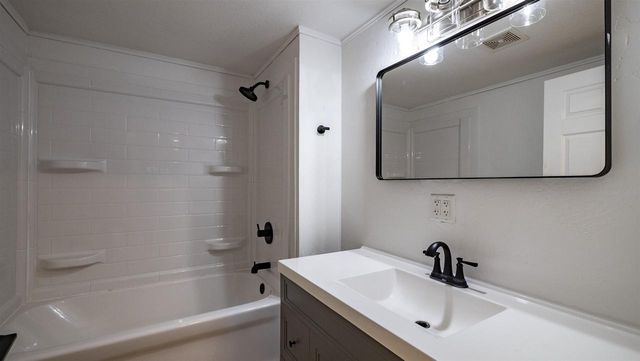 E1655 GRANDVIEW ROAD, Waupaca, WI 54981