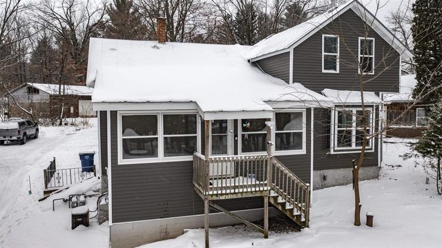 E1655 GRANDVIEW ROAD, Waupaca, WI 54981