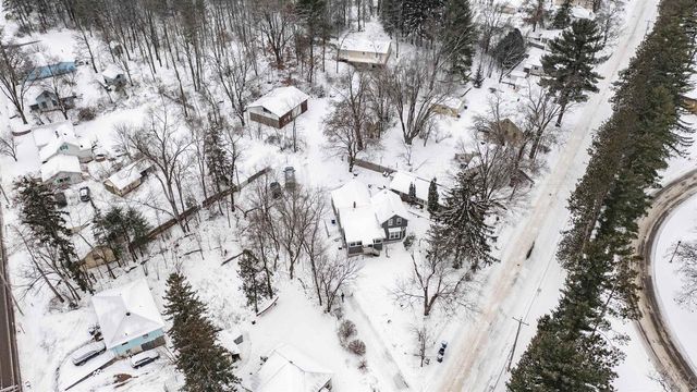 E1655 GRANDVIEW ROAD, Waupaca, WI 54981