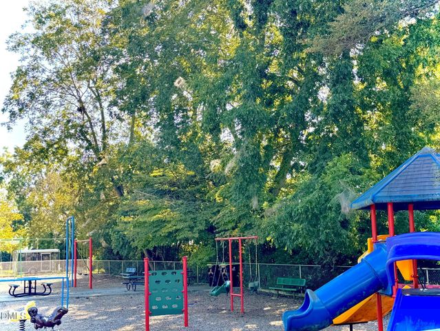 291 Pecan Valley Way, Four Oaks, NC 27524