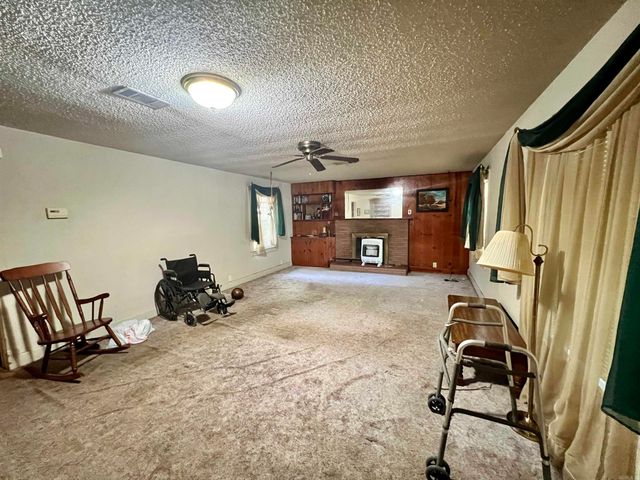 127 E Mill Street, Malvern, AR 72104