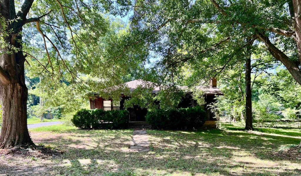 127 E Mill Street, Malvern, AR 72104