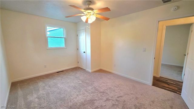 36 Suzanne Street, Little Hocking, OH 45742