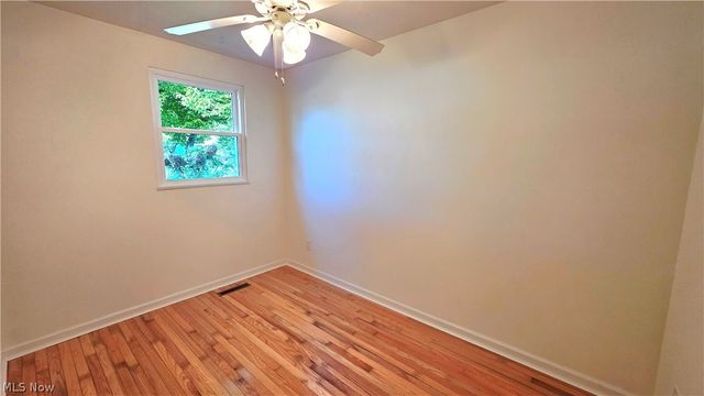 36 Suzanne Street, Little Hocking, OH 45742