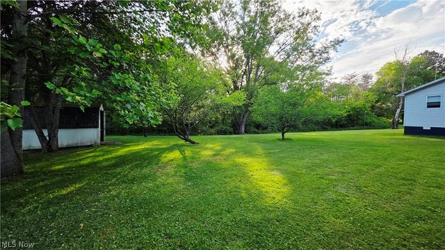 36 Suzanne Street, Little Hocking, OH 45742