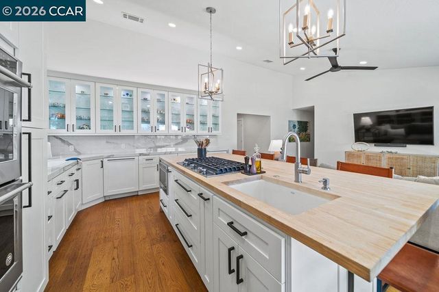 3061 San Miguel Ct, Concord, CA 94518