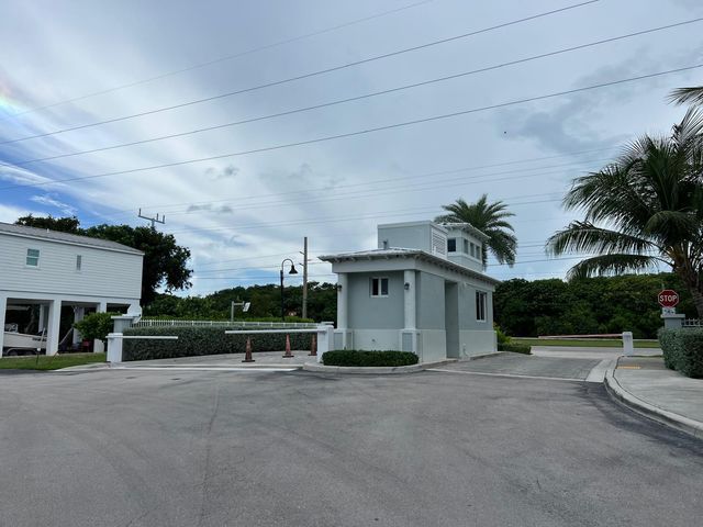 94825 Overseas Hwy Unit 285, Key Largo, FL 33037