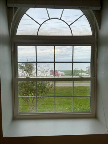 100 DIVISION STREET, Clermont, FL 34711