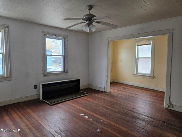 20 Elm Street, Hoosick Falls, NY 12090