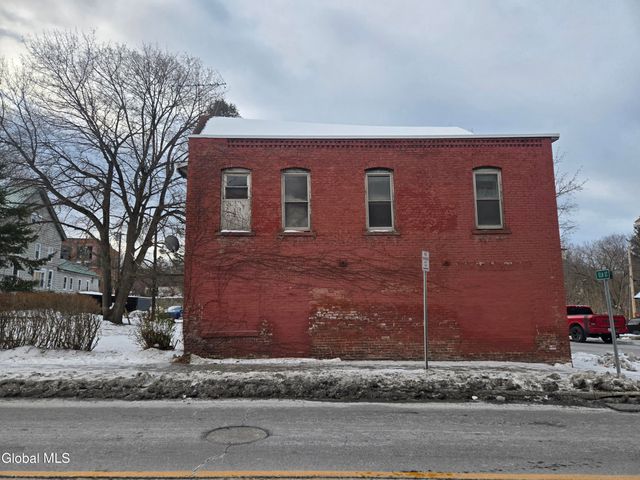 20 Elm Street, Hoosick Falls, NY 12090