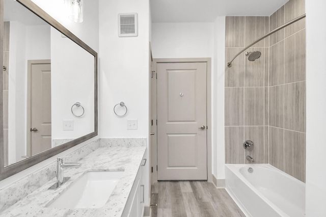 2020 Grandway Drive 11203, Katy, TX 77449