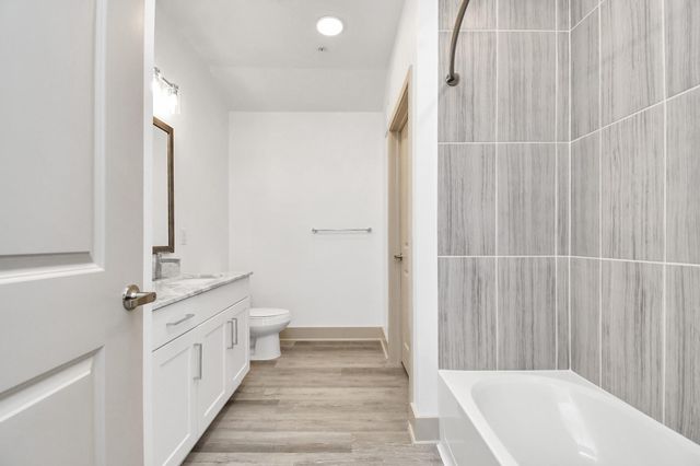 2020 Grandway Drive 11203, Katy, TX 77449