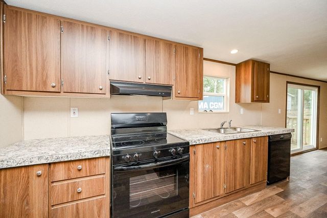 14368 Forest Circle, Montgomery, TX 77356