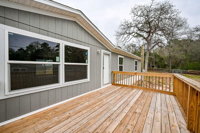 14368 Forest Circle, Montgomery, TX 77356