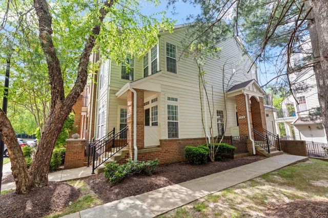 1318 GARDEN WALL CIR, Reston, VA 20194