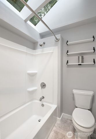 591 Malibu Drive SE, Lacey, WA 98503