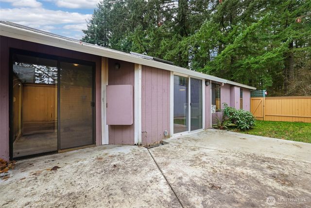 591 Malibu Drive SE, Lacey, WA 98503