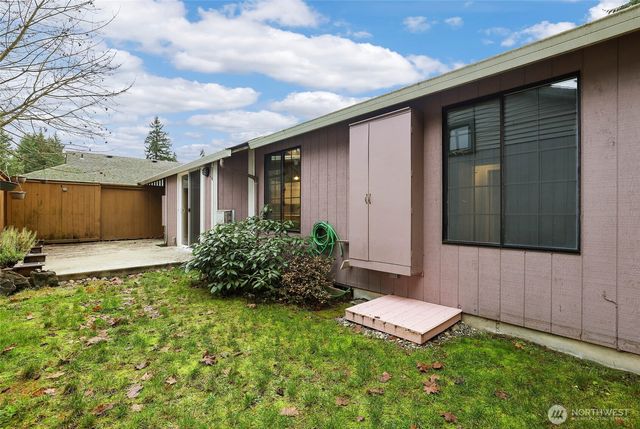 591 Malibu Drive SE, Lacey, WA 98503