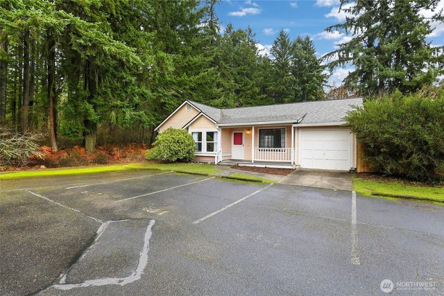 591 Malibu Drive SE, Lacey, WA 98503