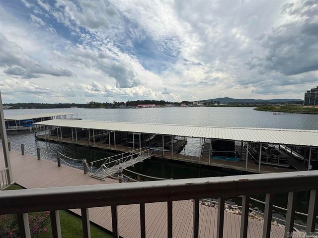 142 Lake Hamilton Dr Apt 204, Hot Springs, AR 71913