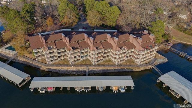 142 Lake Hamilton Dr Apt 204, Hot Springs, AR 71913