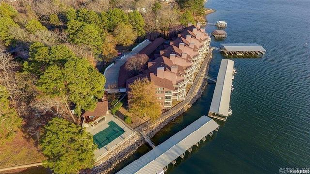 142 Lake Hamilton Dr Apt 204, Hot Springs, AR 71913