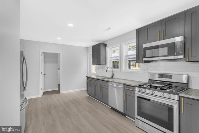 10800 LIVINGSTON RD, Fort Washington, MD 20744