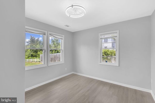 10800 LIVINGSTON RD, Fort Washington, MD 20744