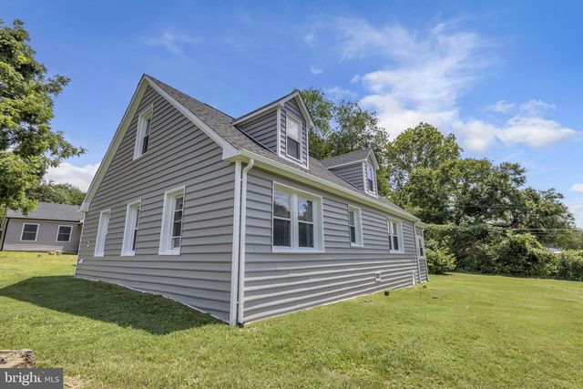 10800 LIVINGSTON RD, Fort Washington, MD 20744