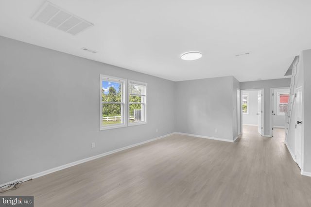 10800 LIVINGSTON RD, Fort Washington, MD 20744